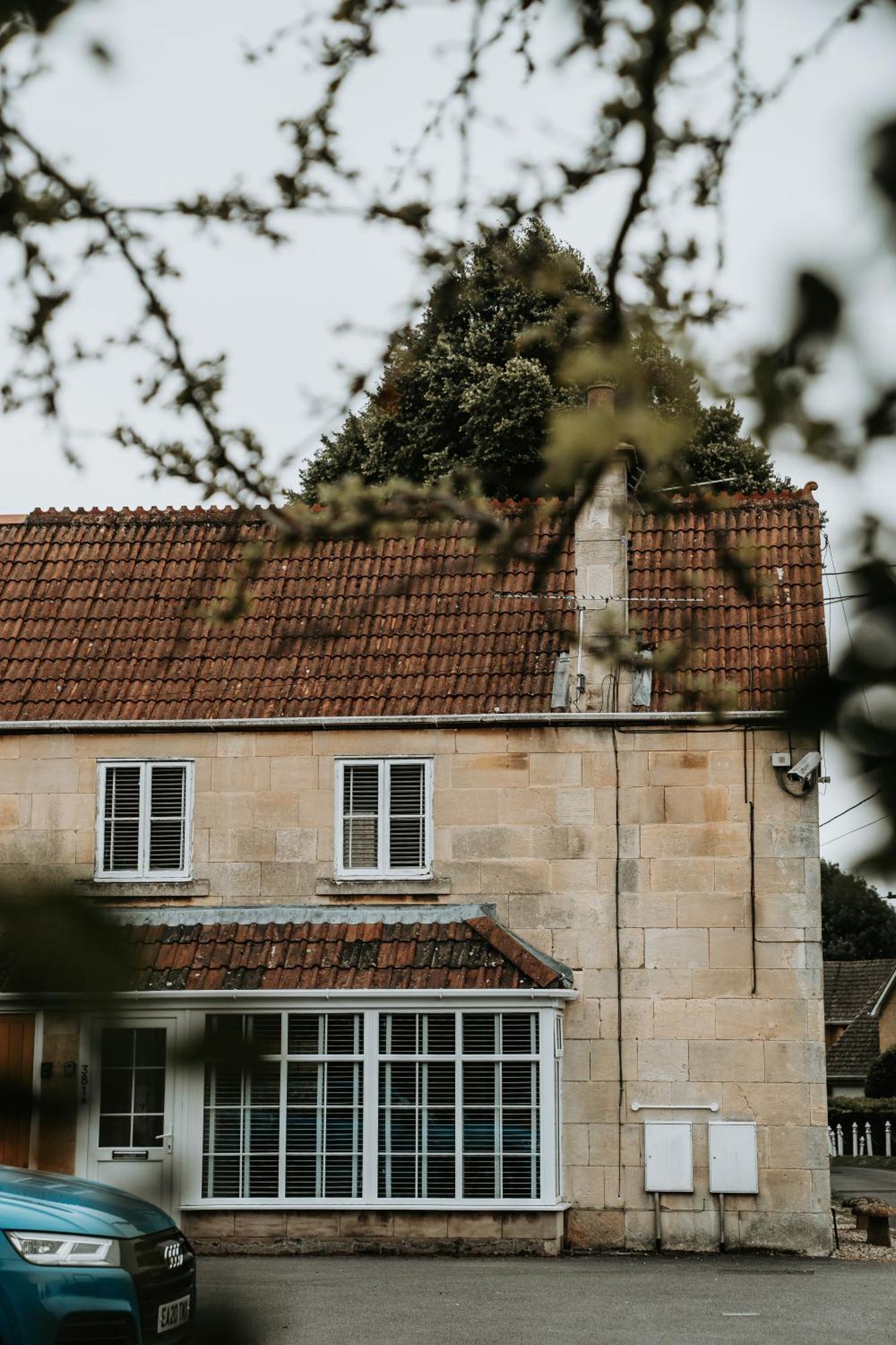 Retreat On The Green Holt  Exterior photo